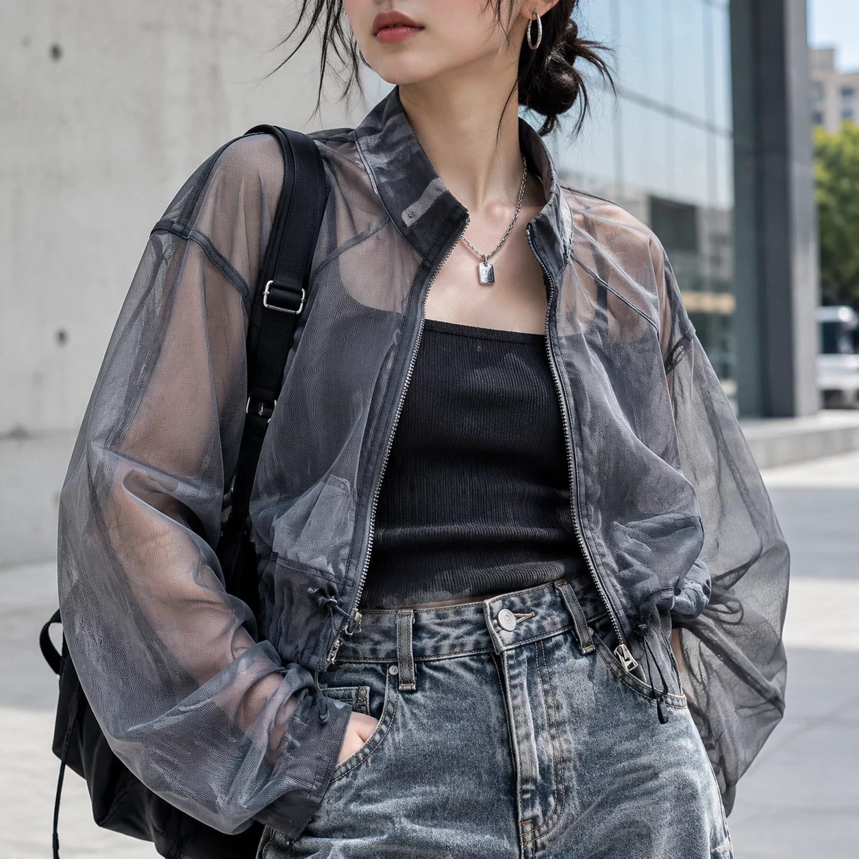 구조적인 레이어링 룩 디테일